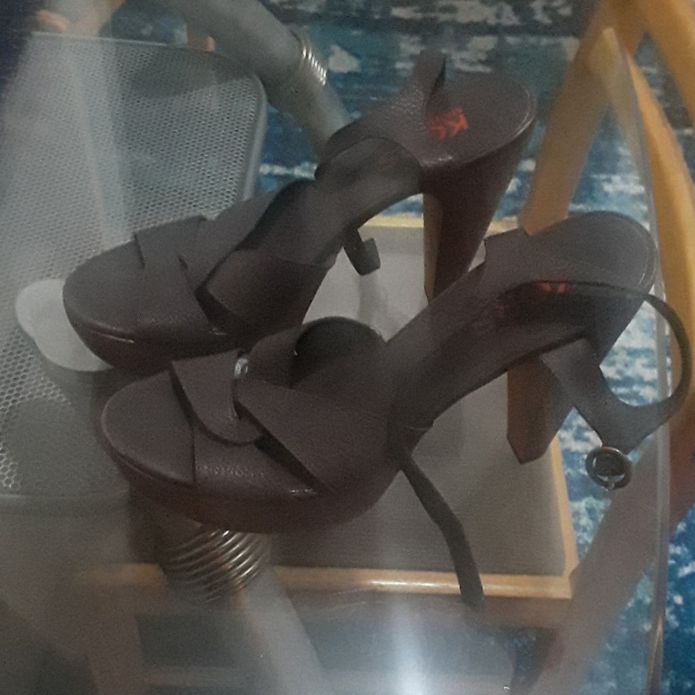 Women shoes